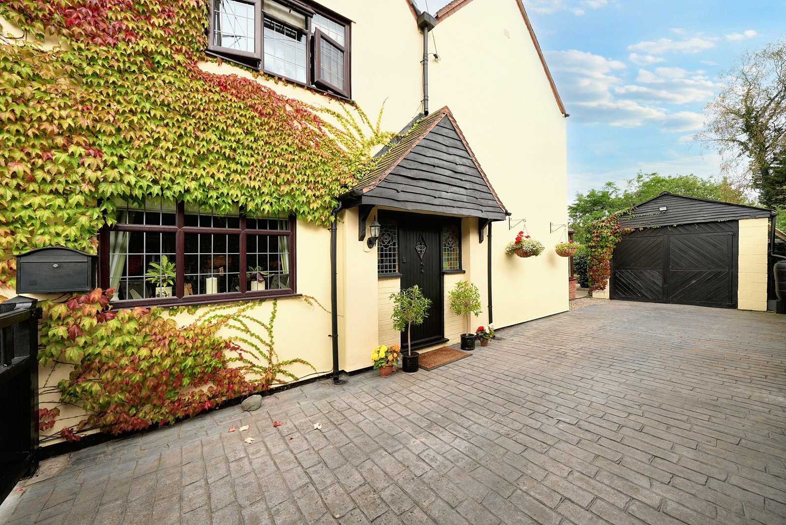 Detached House in Stafford