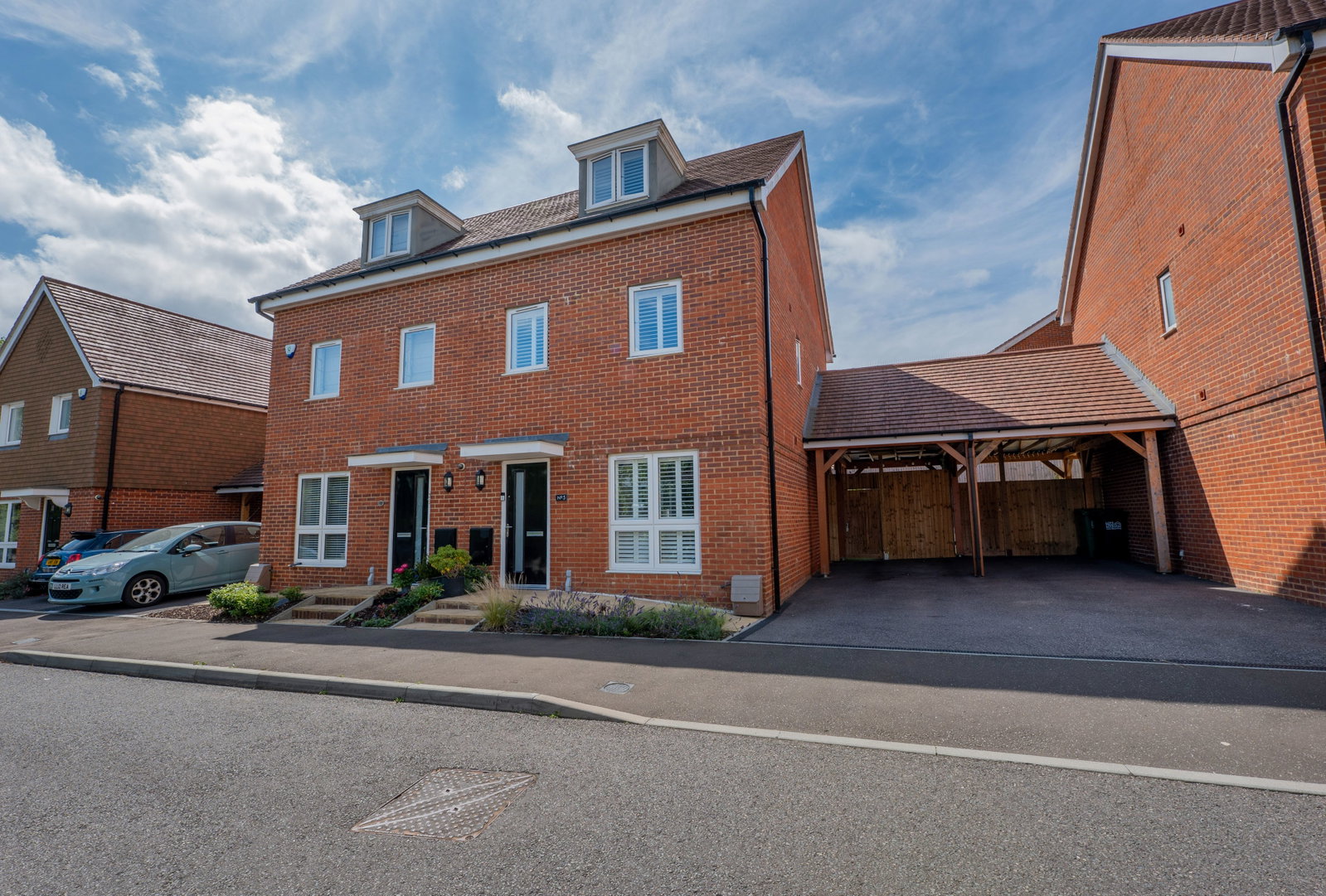 Semi Detached House for sale in Crowborough, Bailey Place, Crowborough, TN6 1FN, 1166 m²