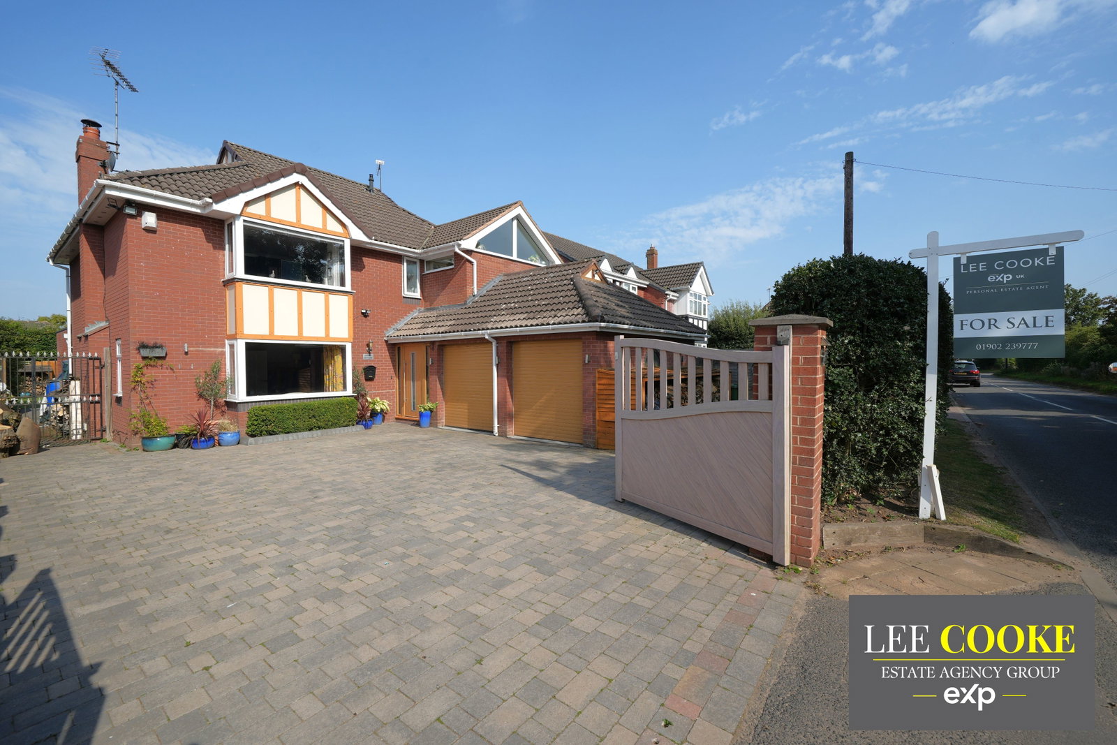 Detached House in Wolverhampton