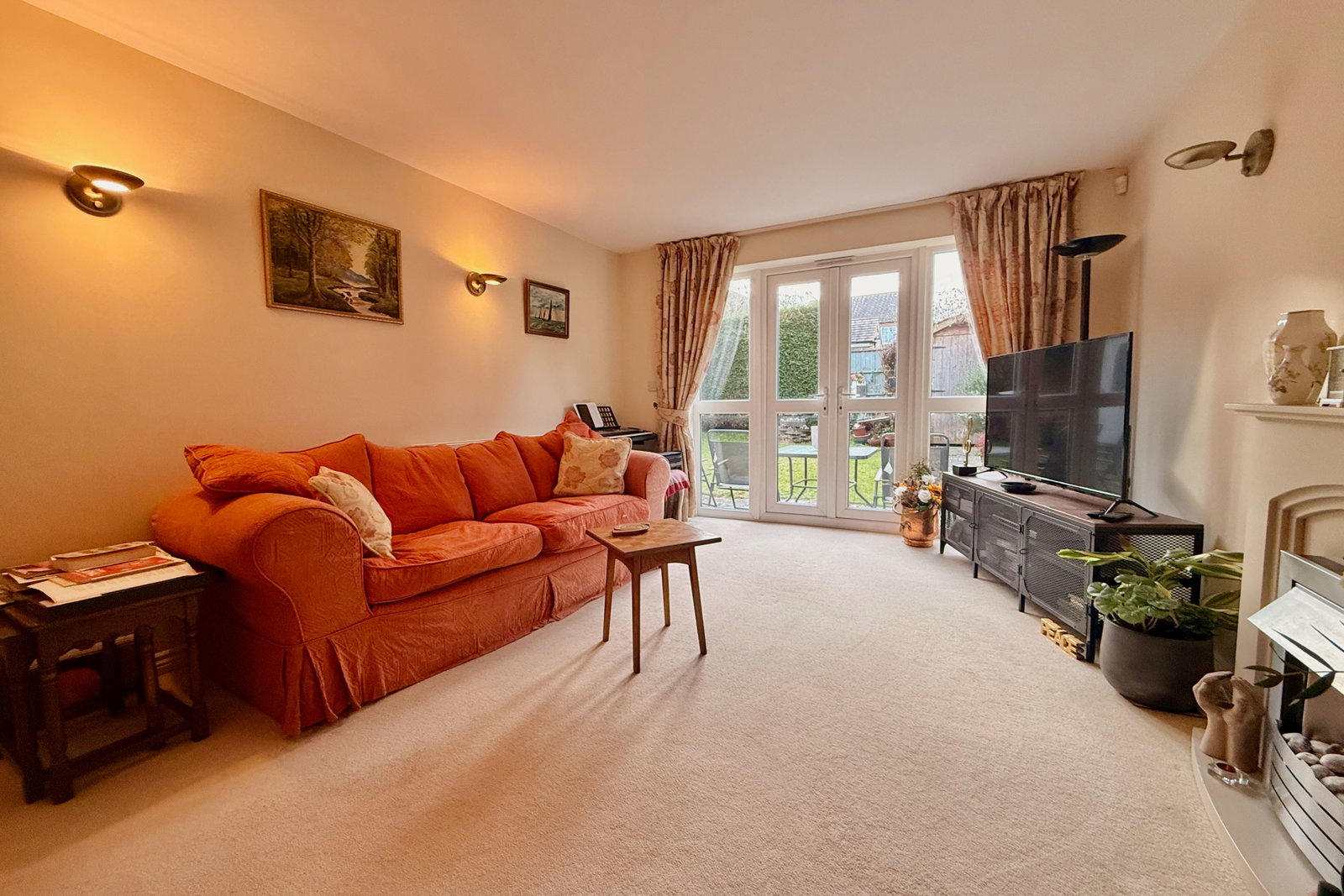 Detached House in Leighton Buzzard