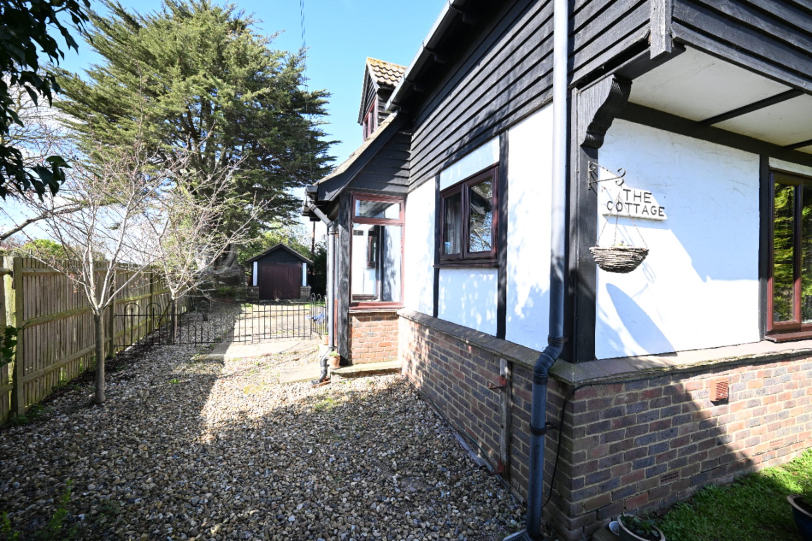 Detached House in Rochester