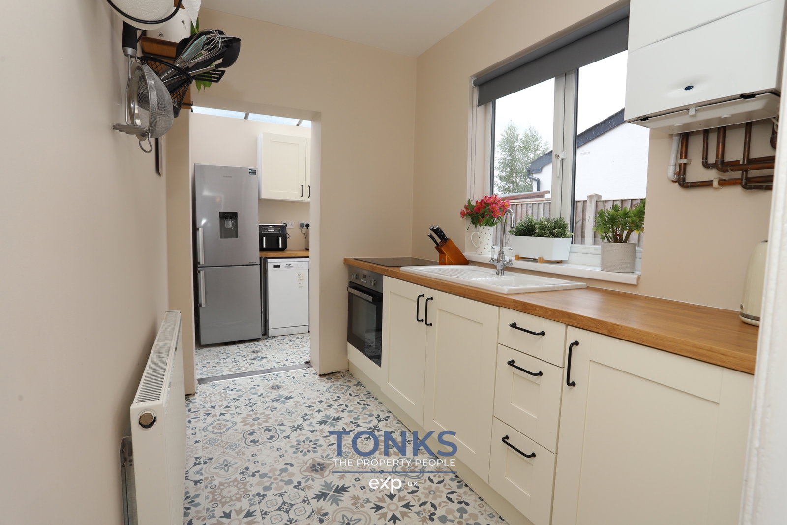 Semi Detached House in Halesowen