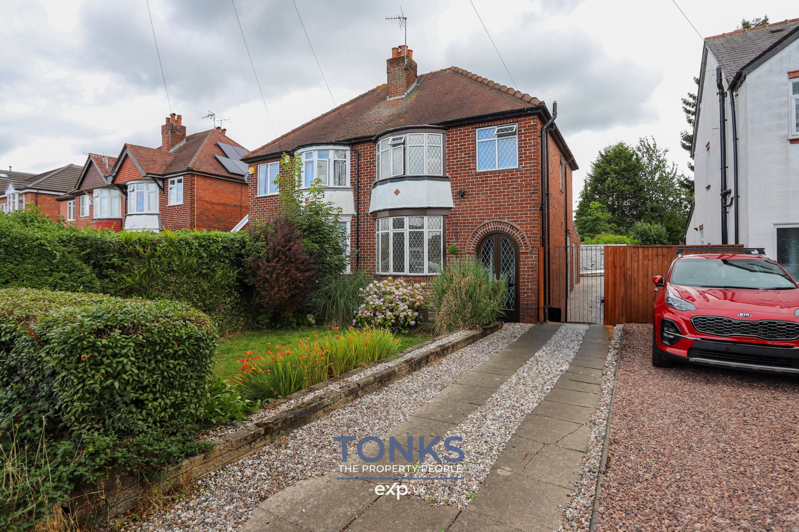 Semi Detached House in Halesowen
