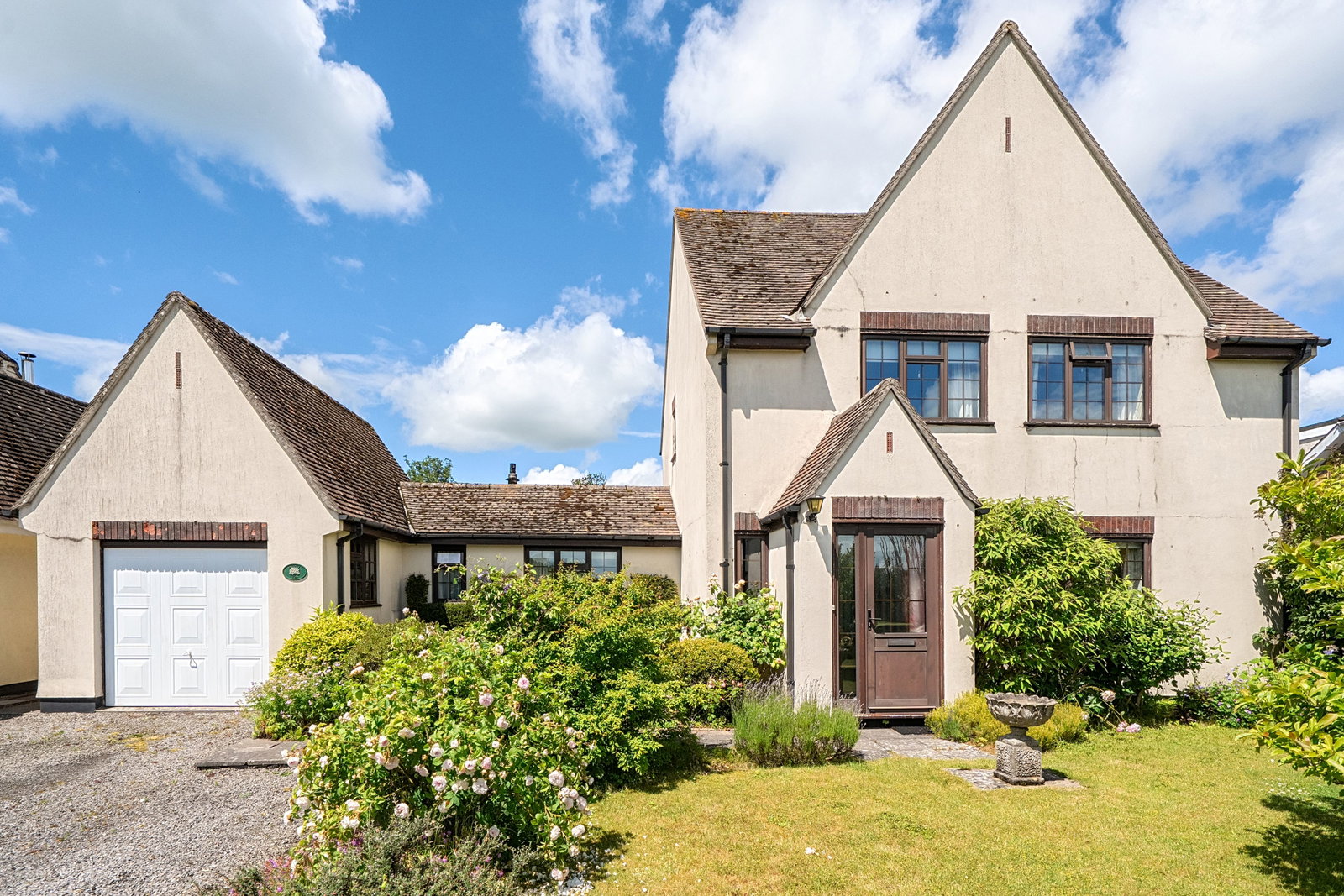 Detached House in Warminster