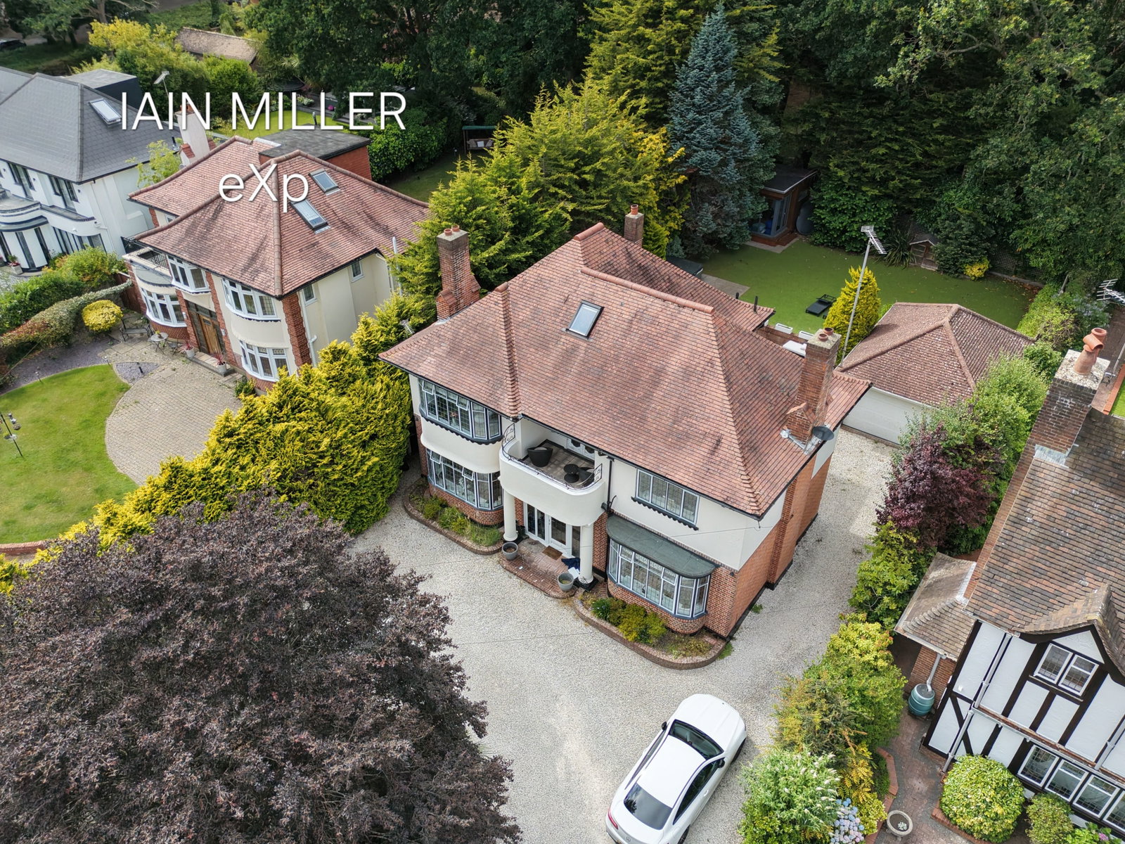 Detached House in Bournemouth