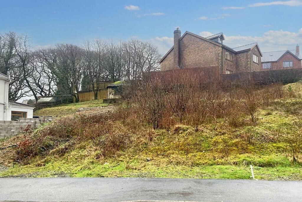 Land in Port Talbot