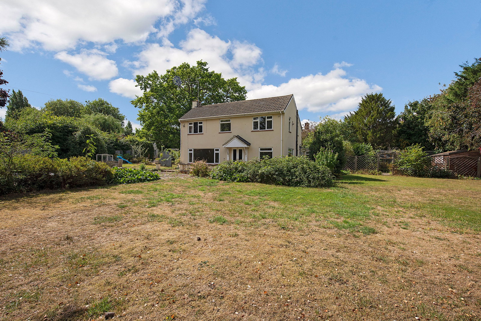 Detached House in Huntingdon