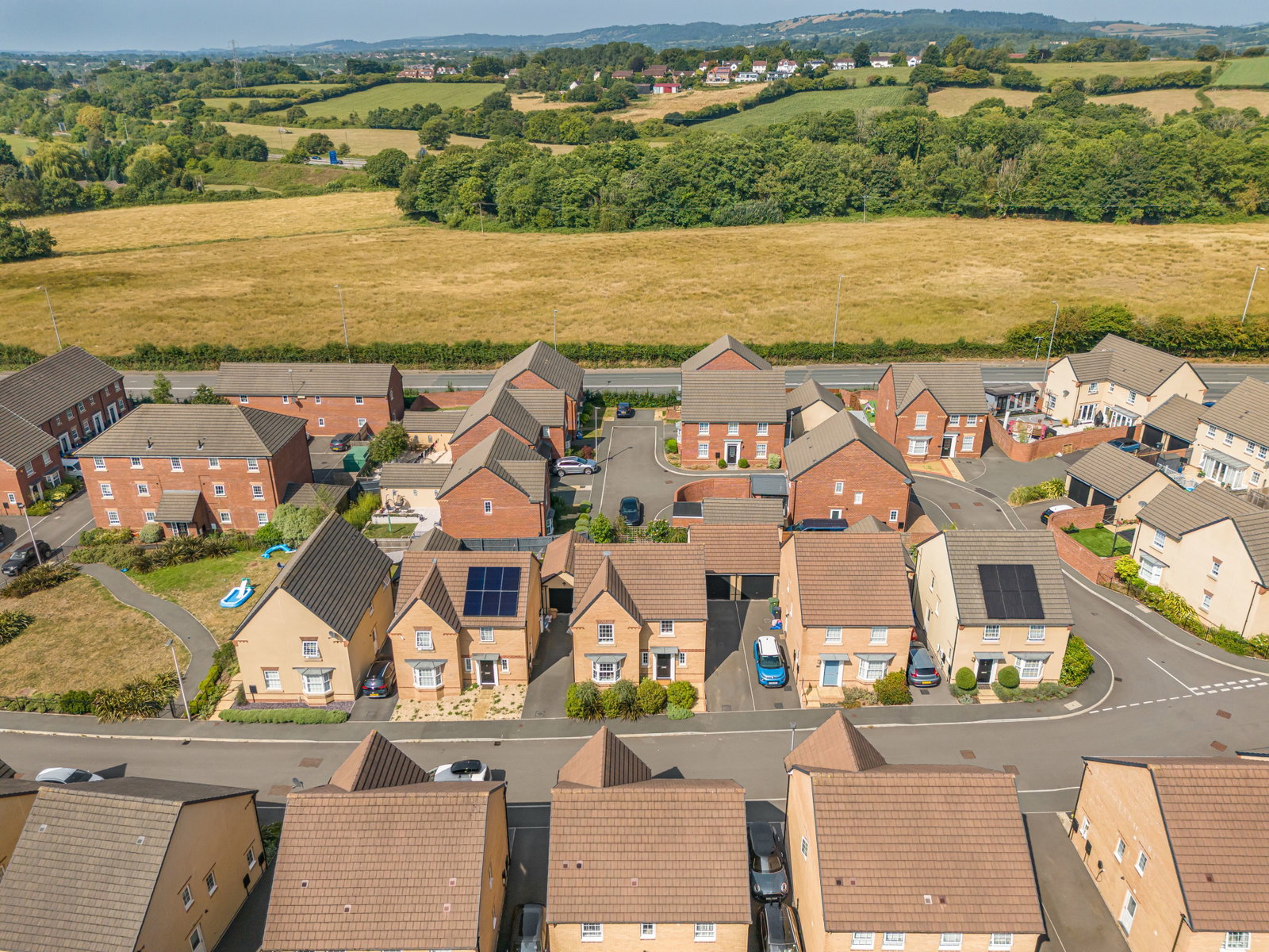 Detached House in Cardiff