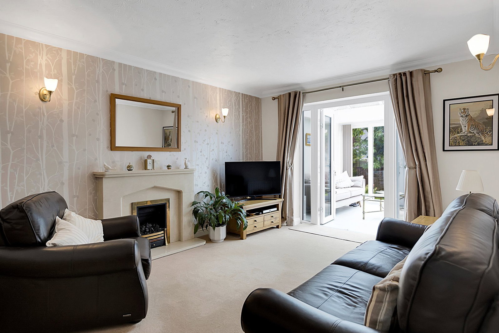 Detached House in Stoke-on-trent
