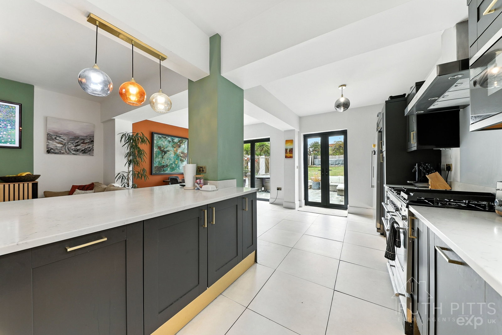 Detached House in Pontefract