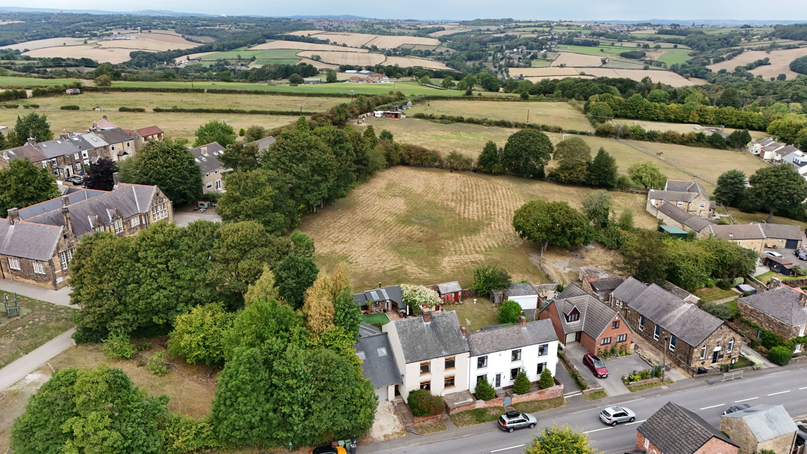 Semi Detached House in Marsh Lane