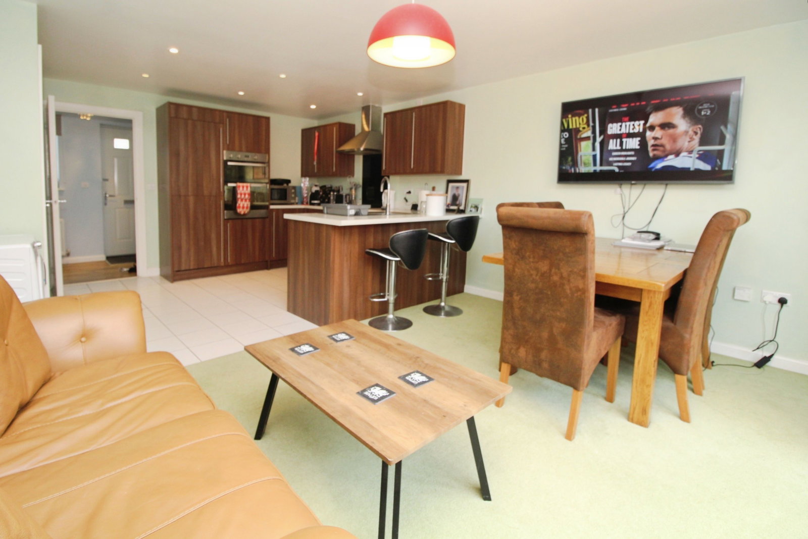 End Of Terrace House in Kidderminster