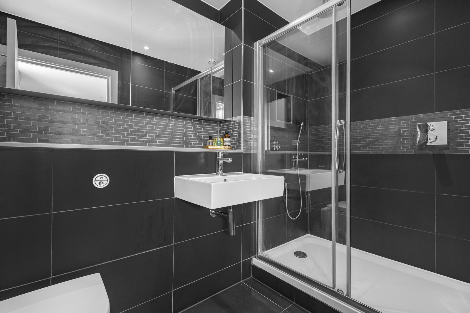 Apartment in Brentford