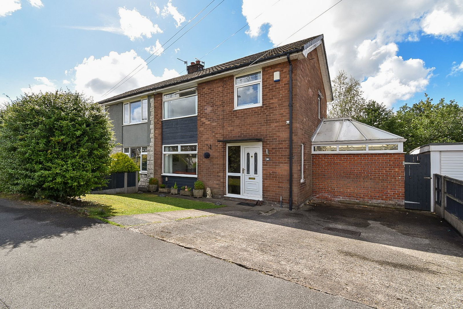 Semi Detached House in Chorley