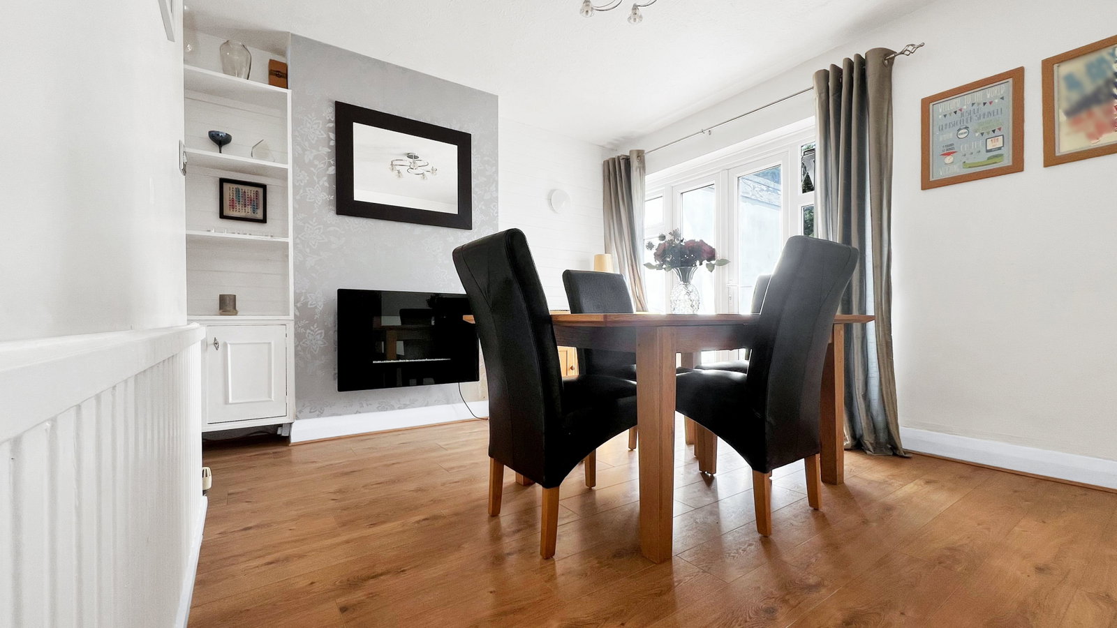 Semi Detached House in Coulsdon