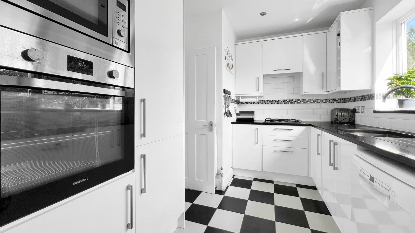 Semi Detached House in Coulsdon