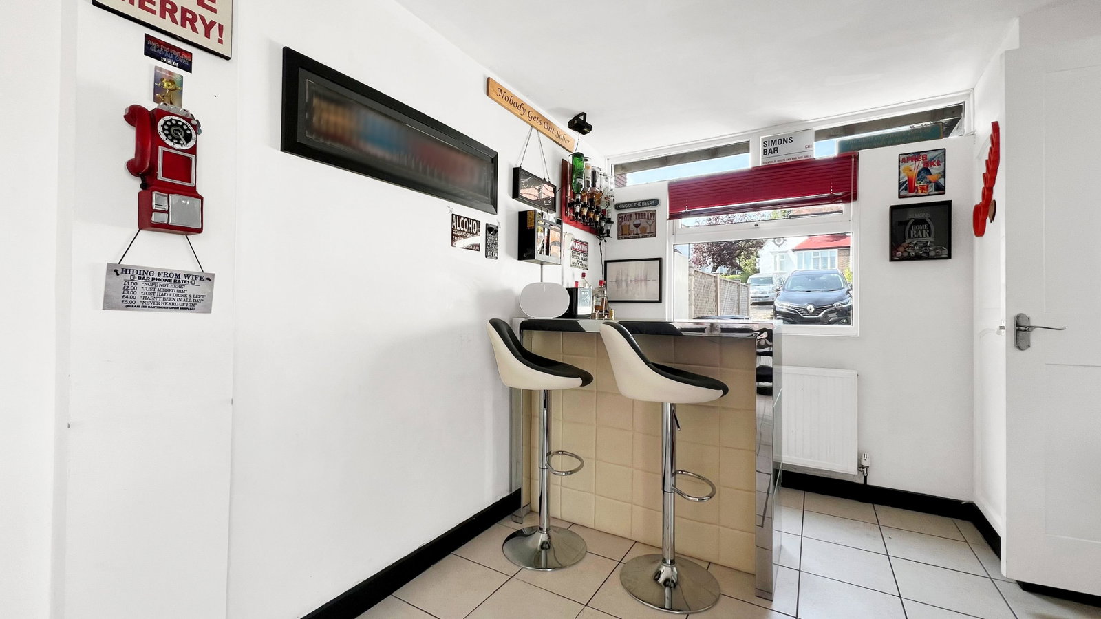 Semi Detached House in Coulsdon