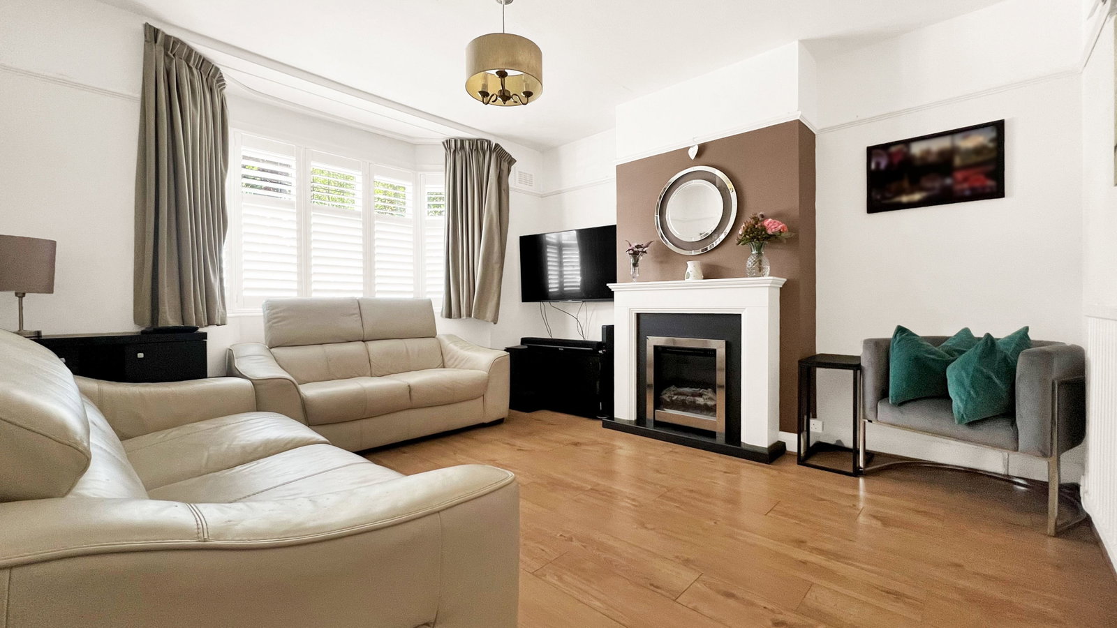 Semi Detached House in Coulsdon