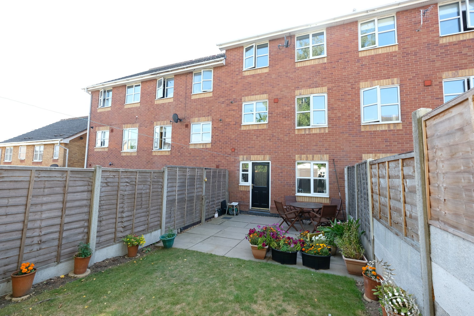 Town House in Dudley