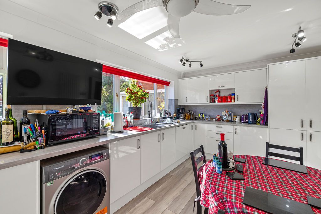 Detached House in Swansea
