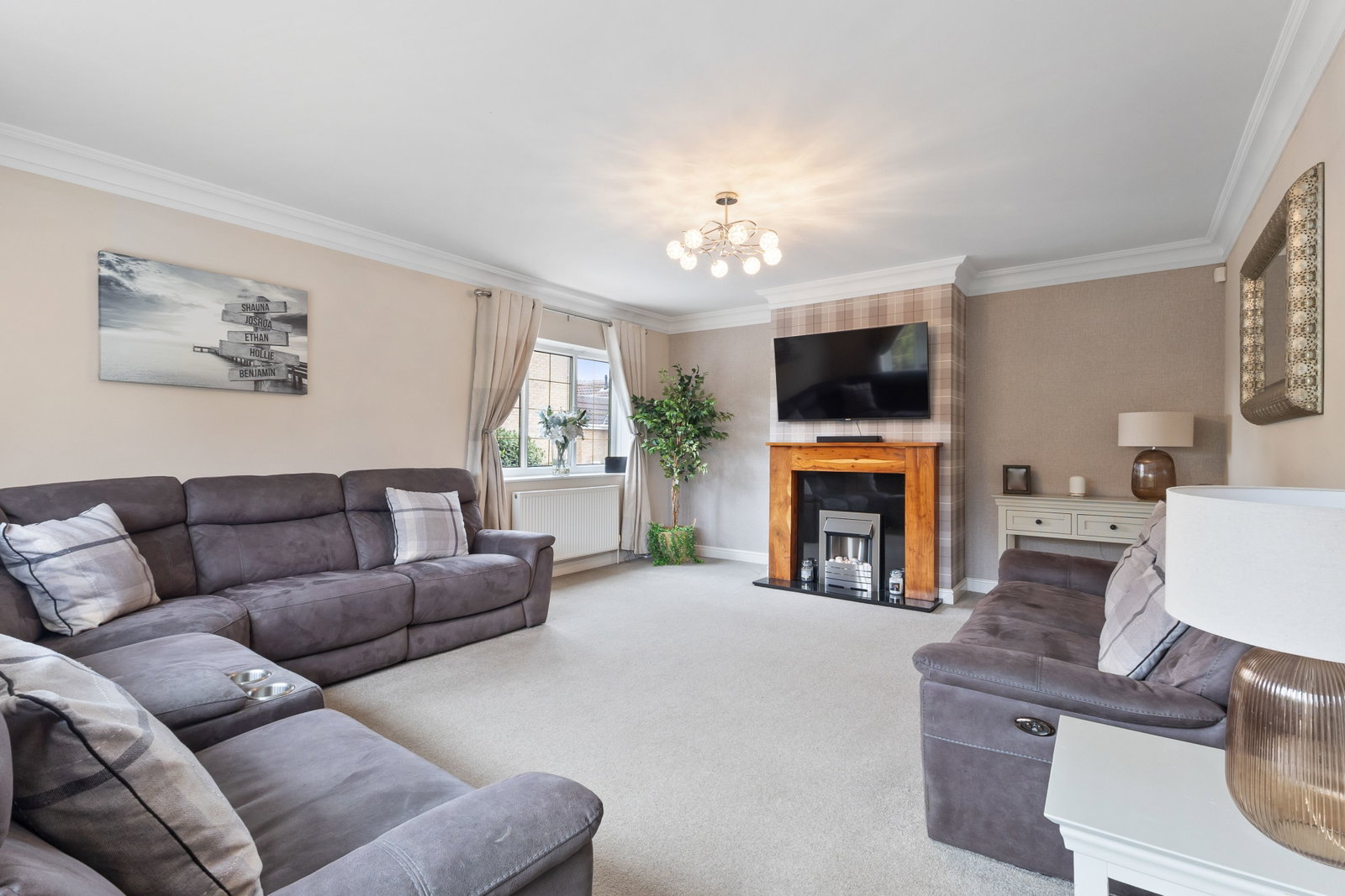 Detached House in Knottingley