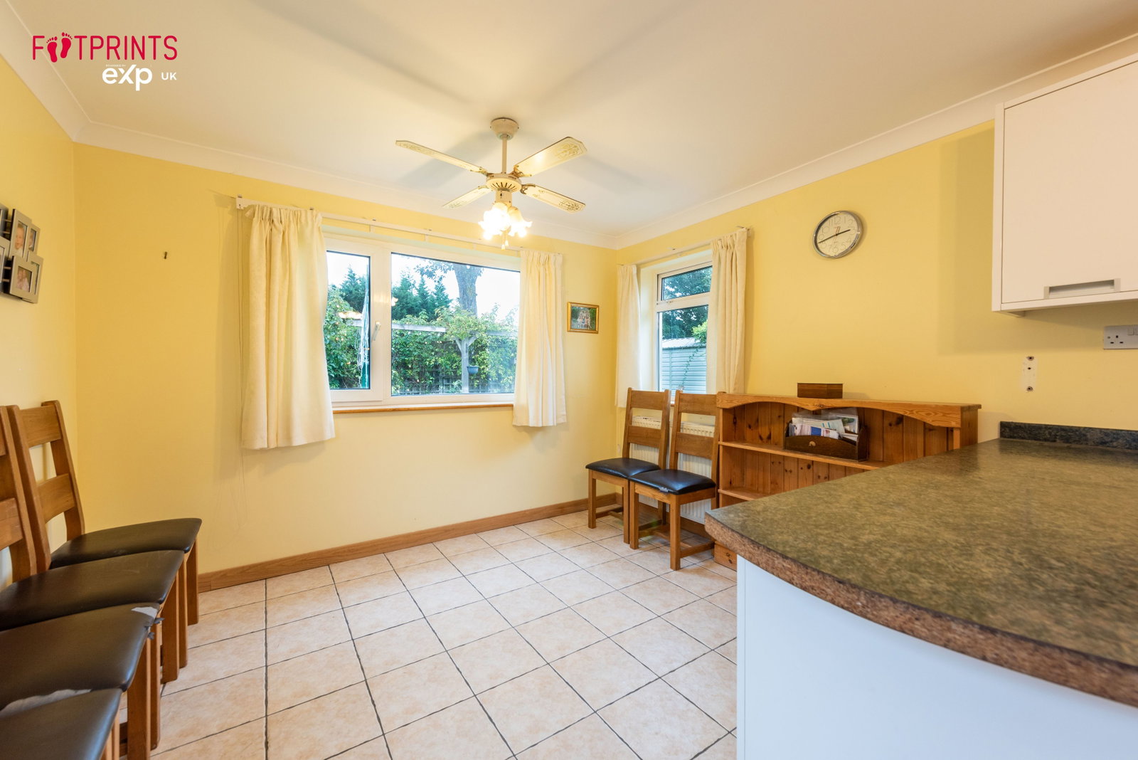 Bungalow for sale in Margate, St. Michaels Avenue, Margate, CT9 3UH, 1138 m²