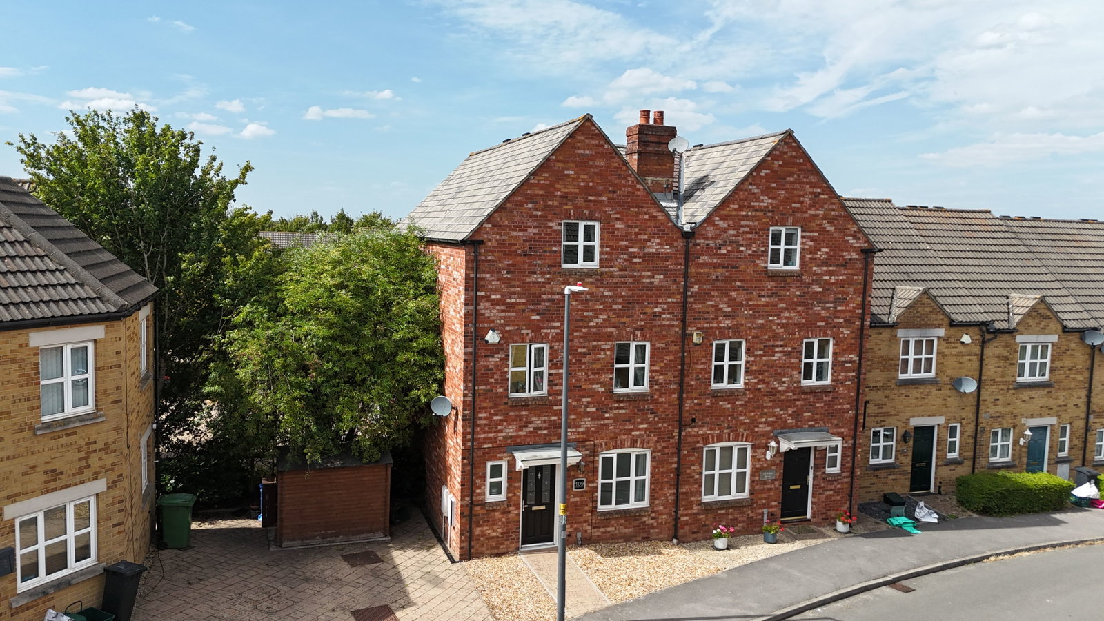 Semi Detached House for sale in Bristol, Kings Drive, Stoke Gifford, Bristol, BS34 8RQ