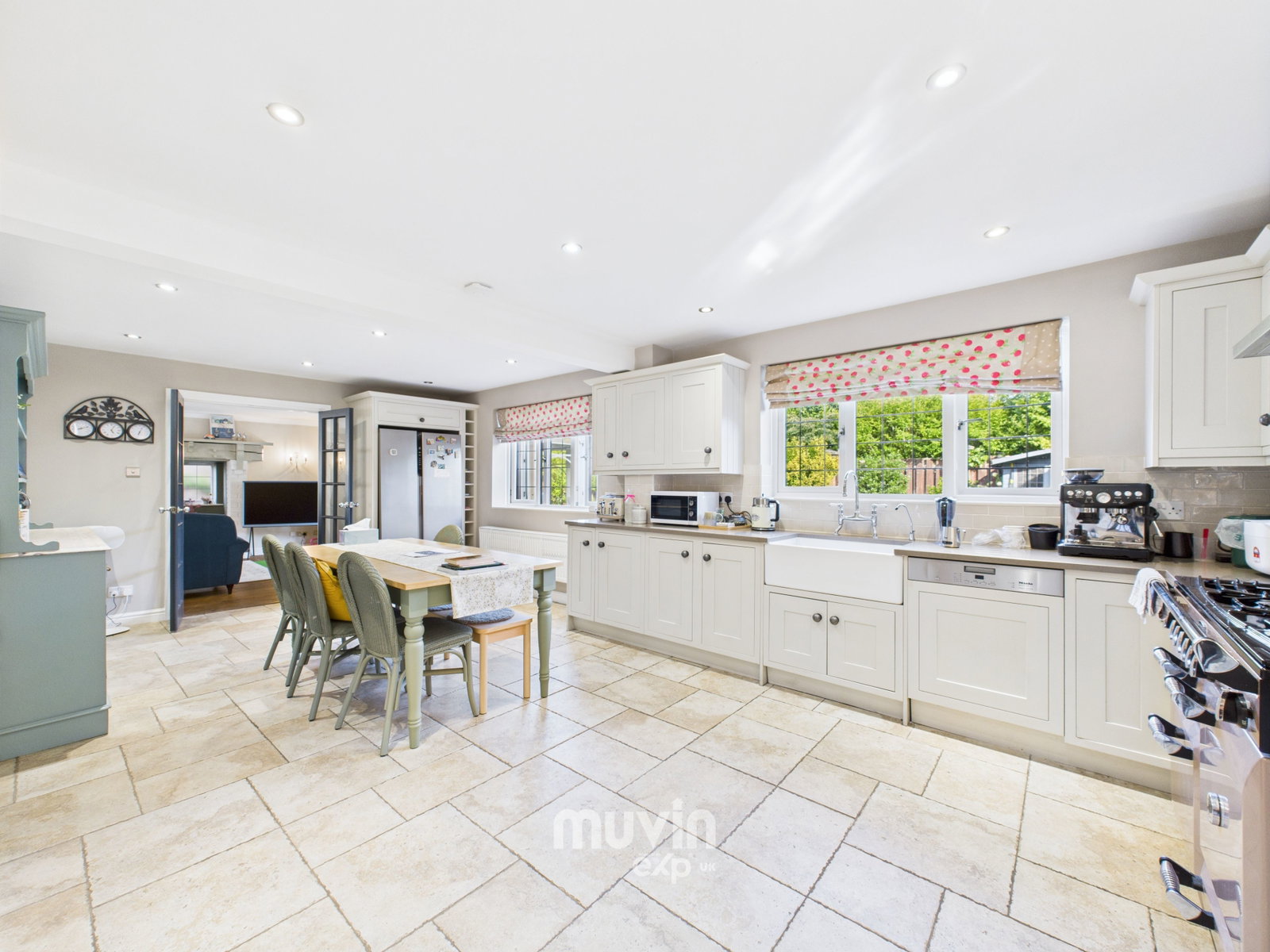 Detached House in Bishop's Stortford