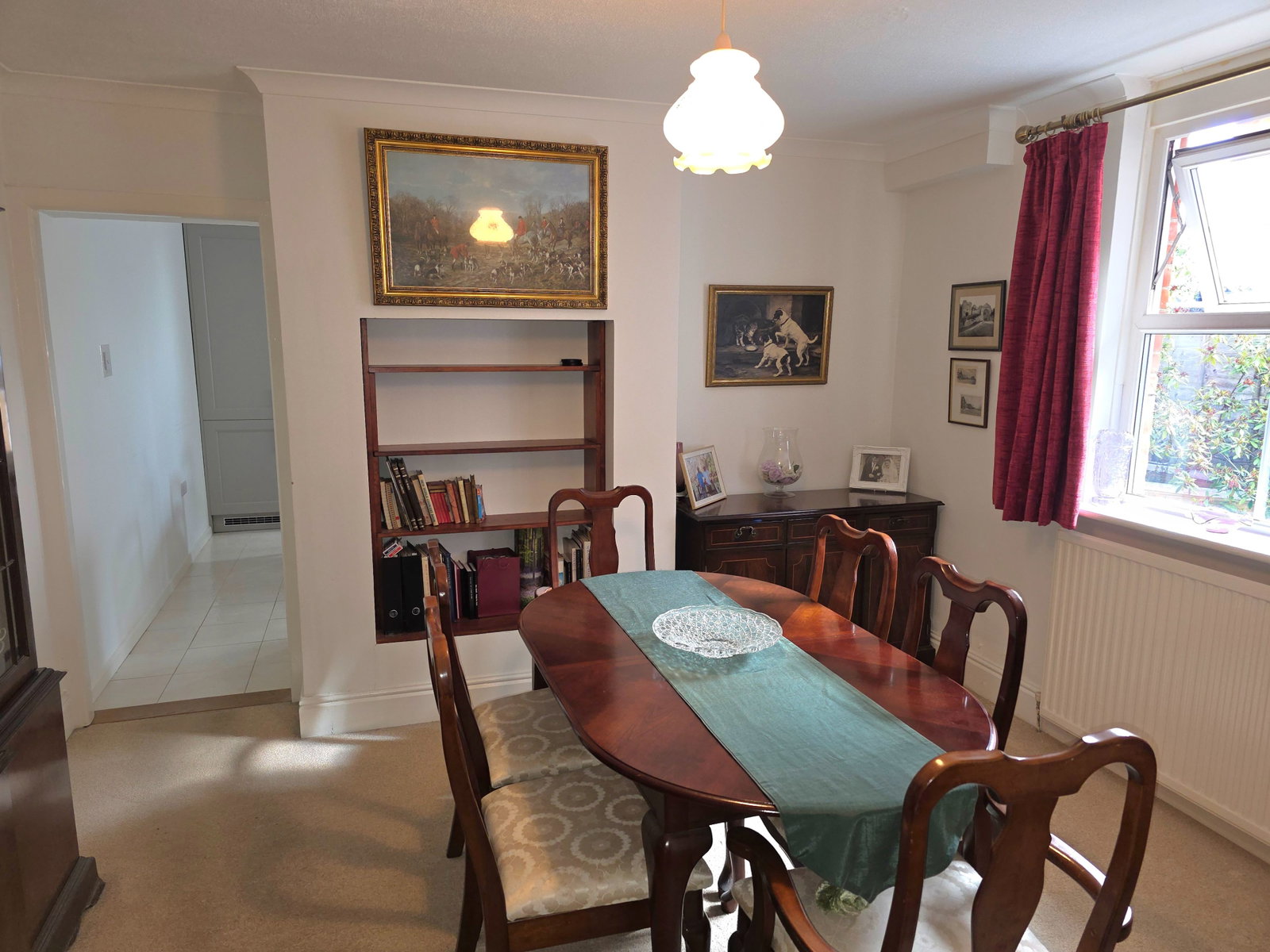 Semi Detached House in Totland Bay