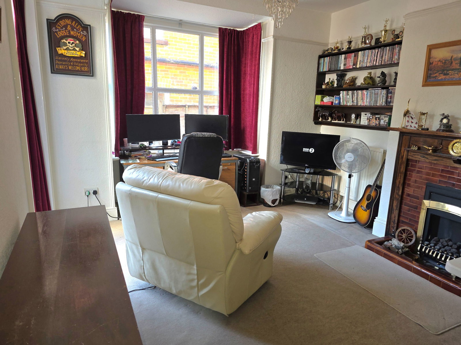 Semi Detached House in Totland Bay