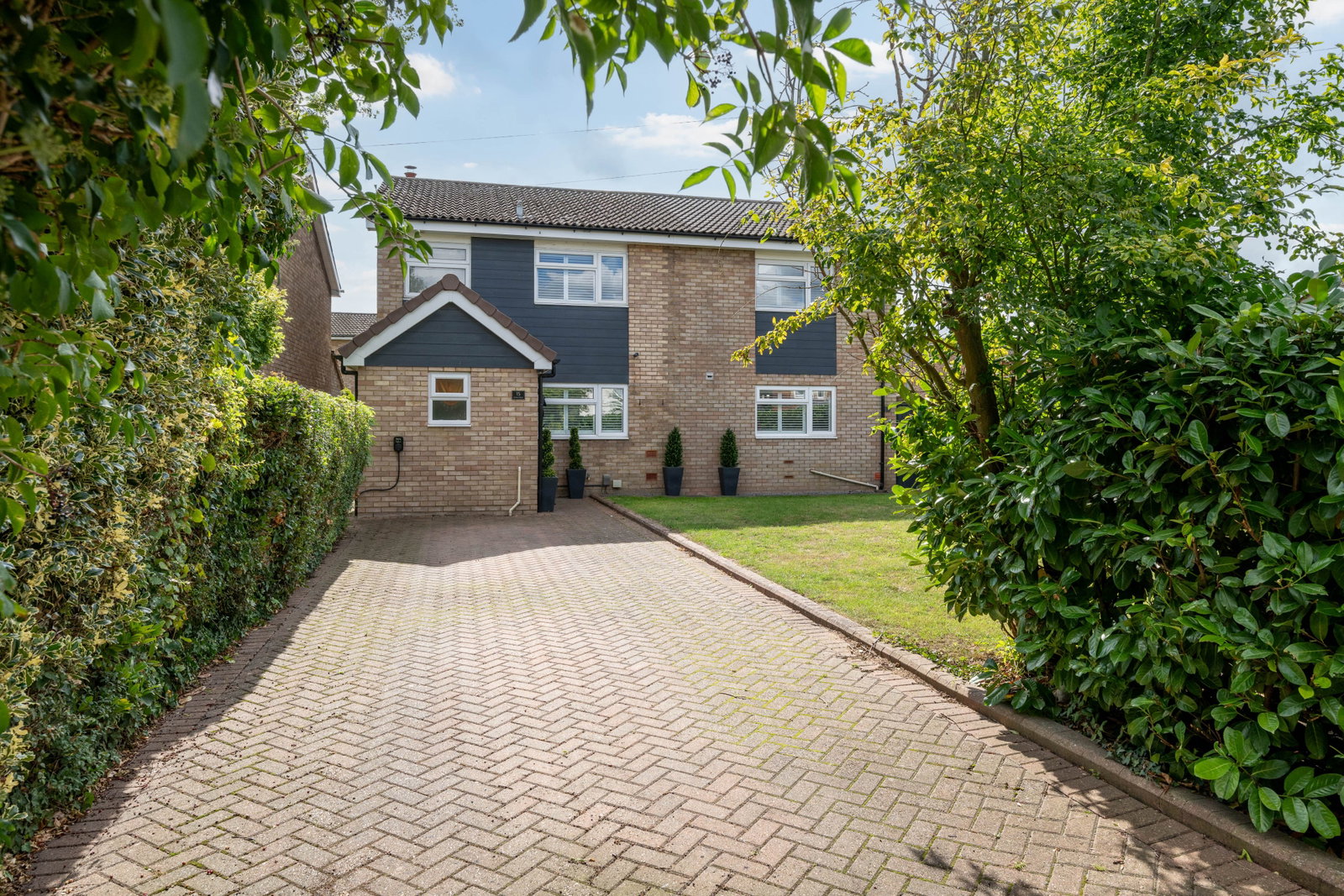 Detached House in Hitchin