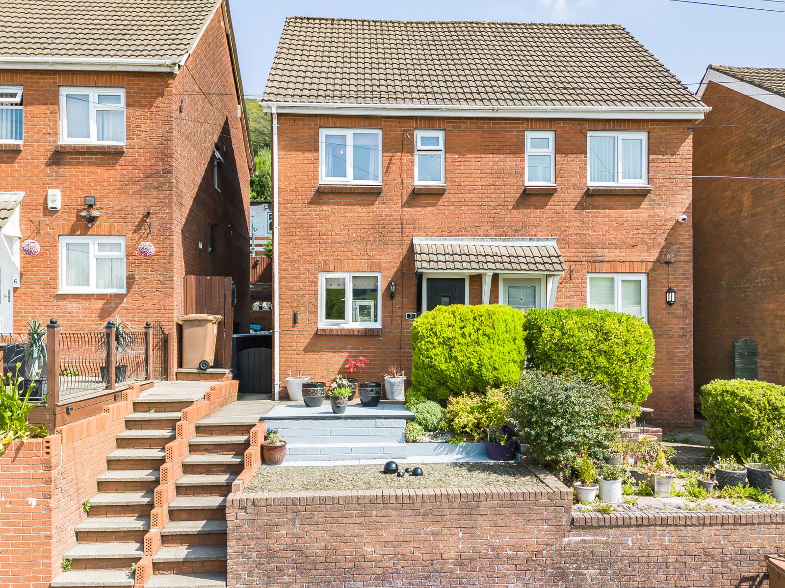 Semi Detached House in Caerphilly