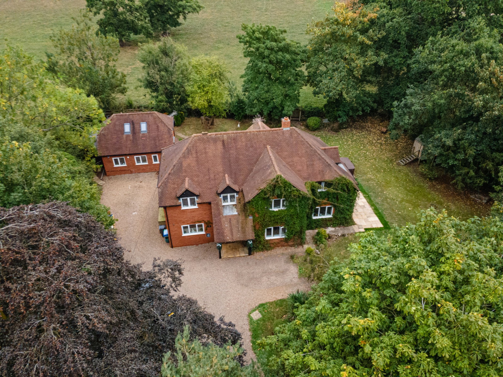 Detached House in Coventry
