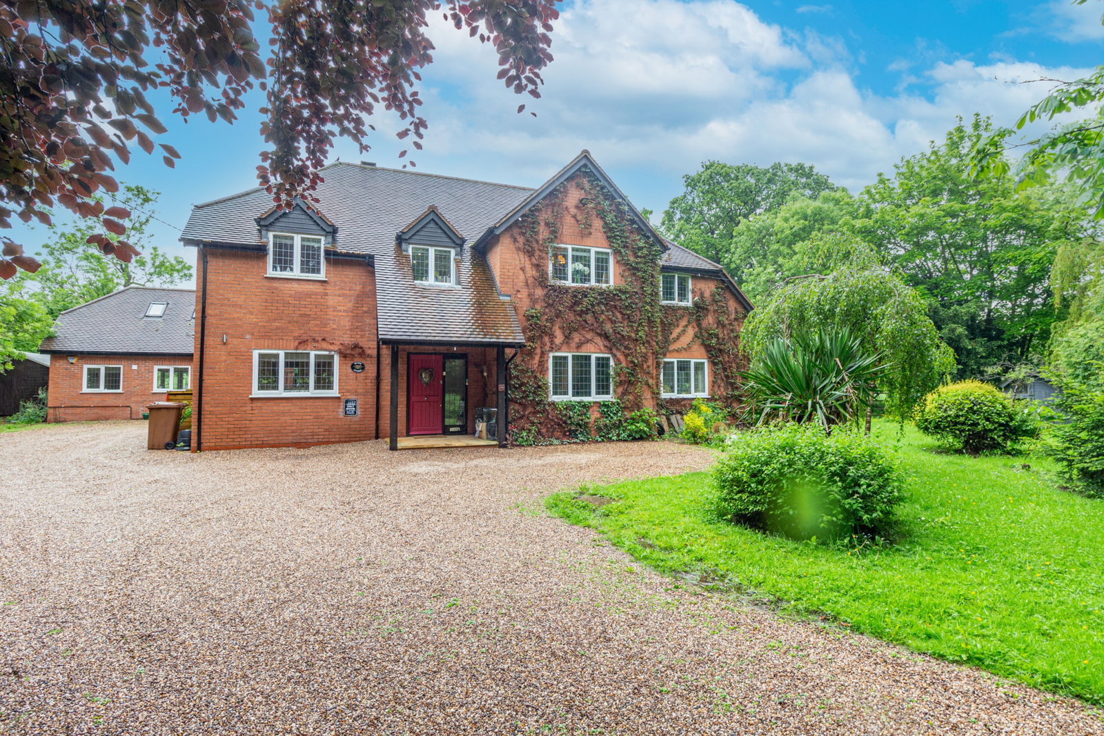 Detached House in Coventry