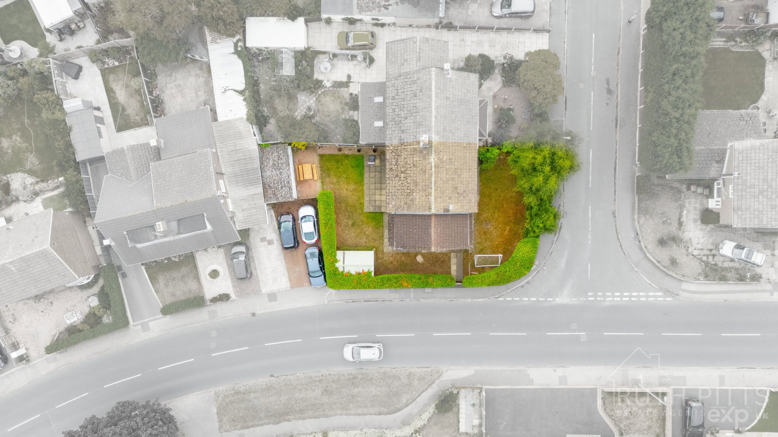 Semi Detached House in Wakefield