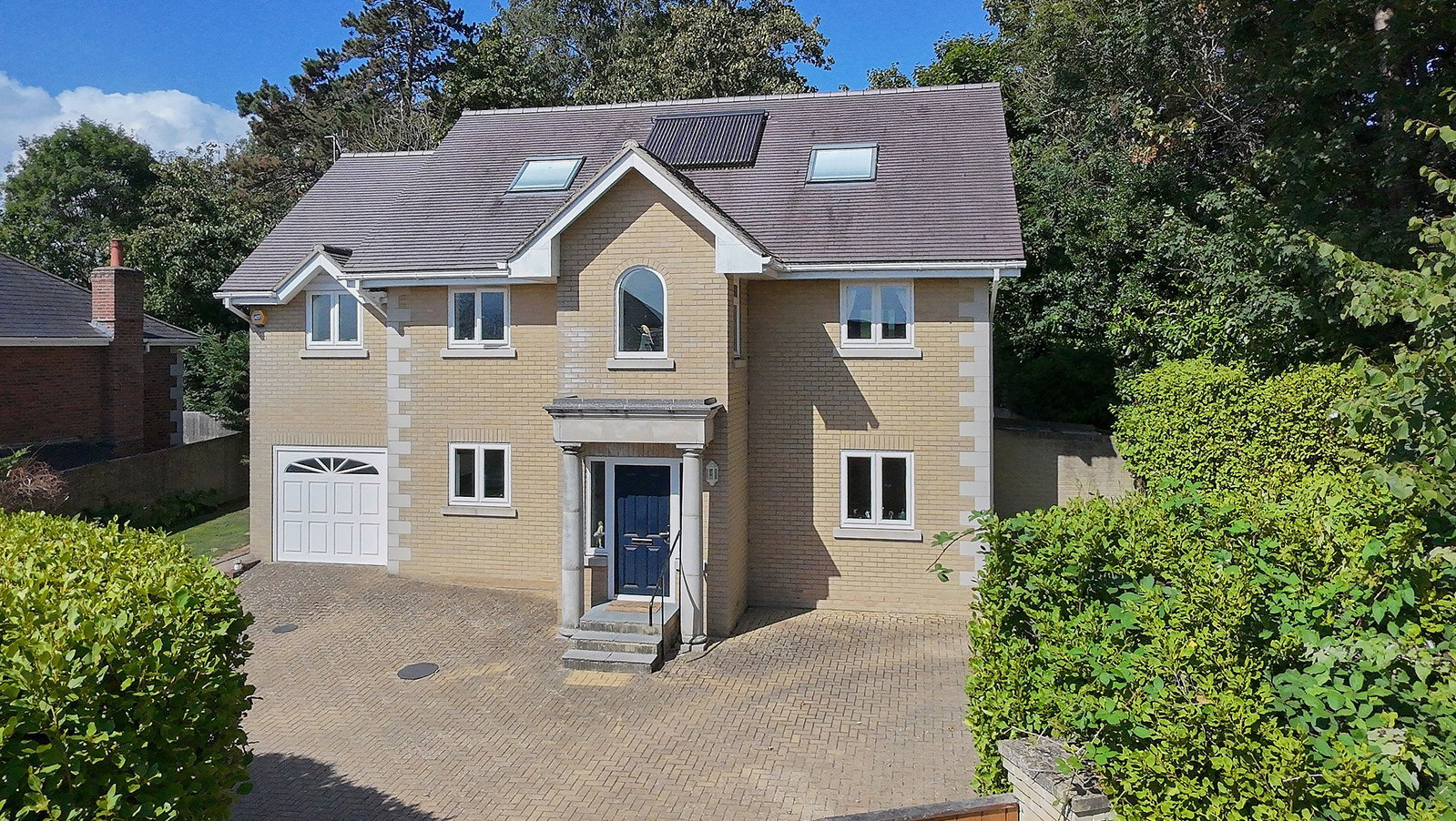 Detached House in Ryde