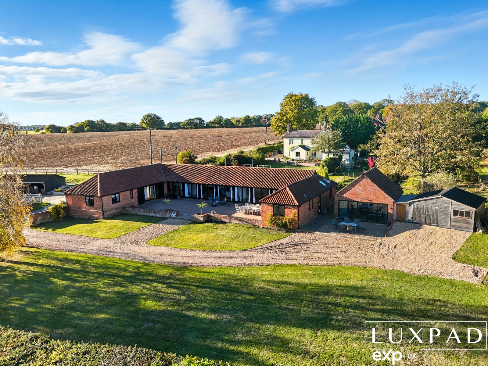 Detached House for sale in Sudbury, Mannings Farm Barn, Castlings Heath, Groton, Sudbury, CO10 5EU, 3025 m²