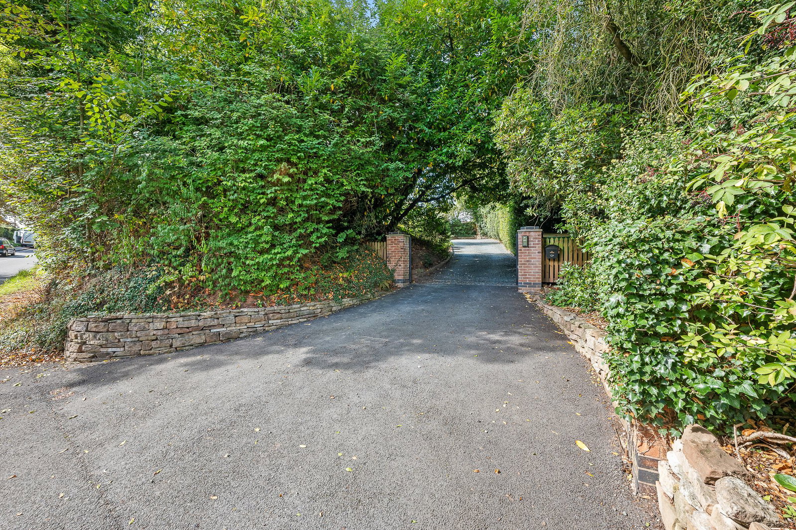 Detached House in Newark