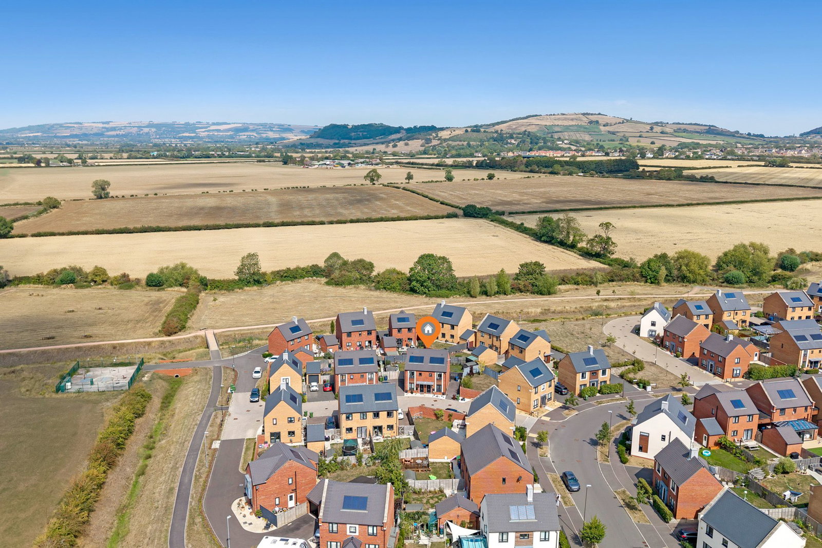 Semi Detached House in Cheltenham