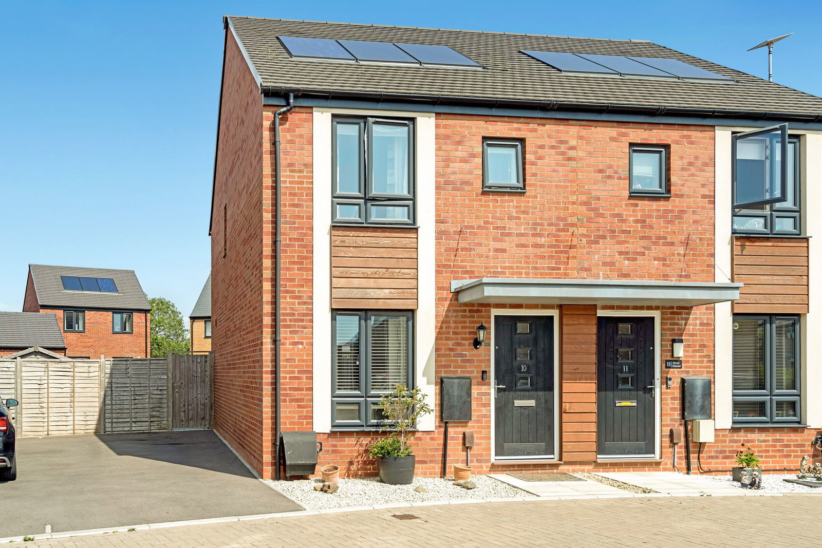 Semi Detached House in Cheltenham