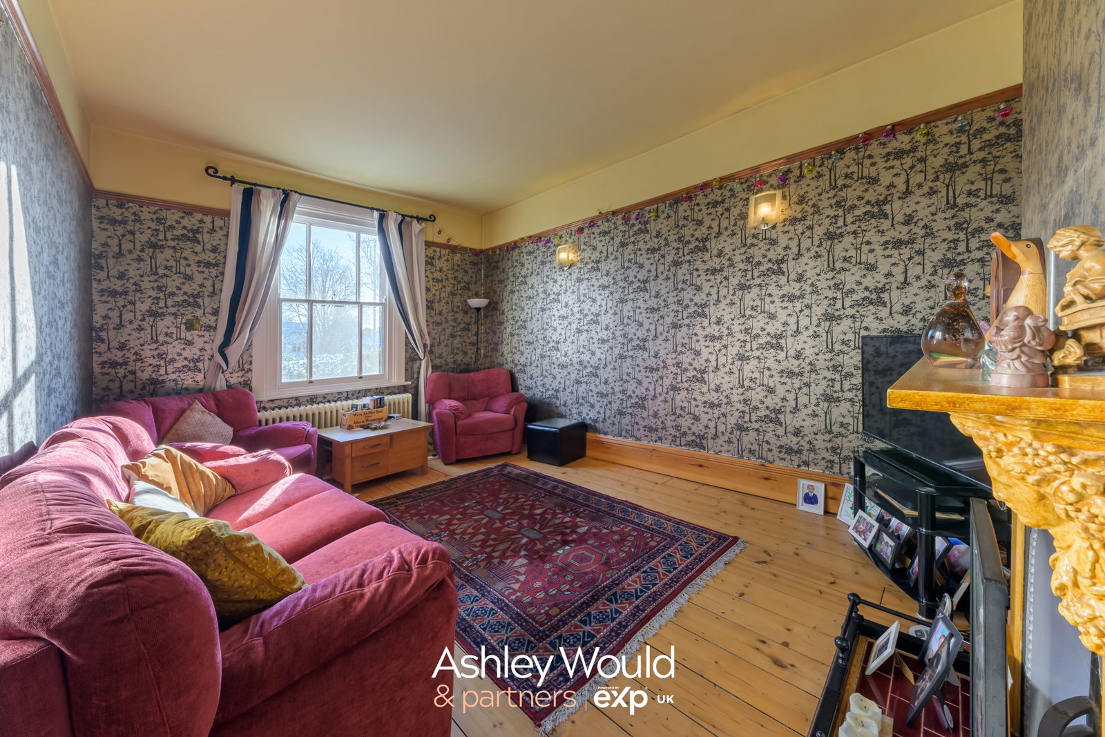 Semi Detached House in Oldbury