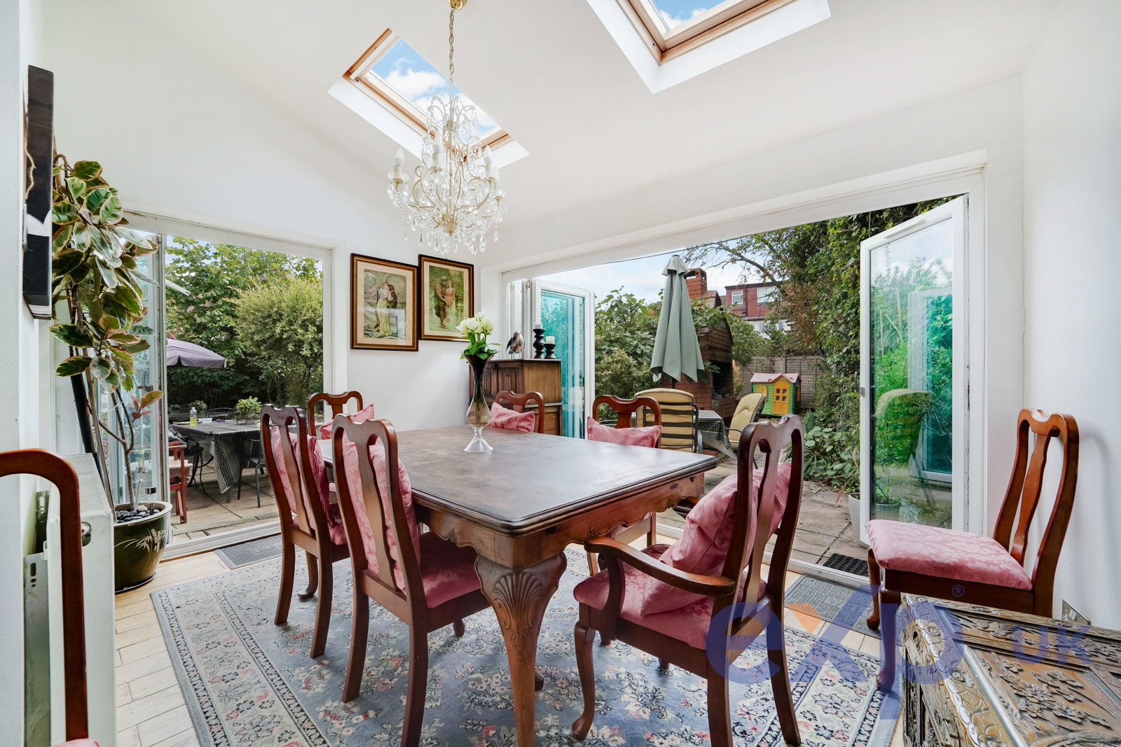 End Of Terrace House in Worcester Park