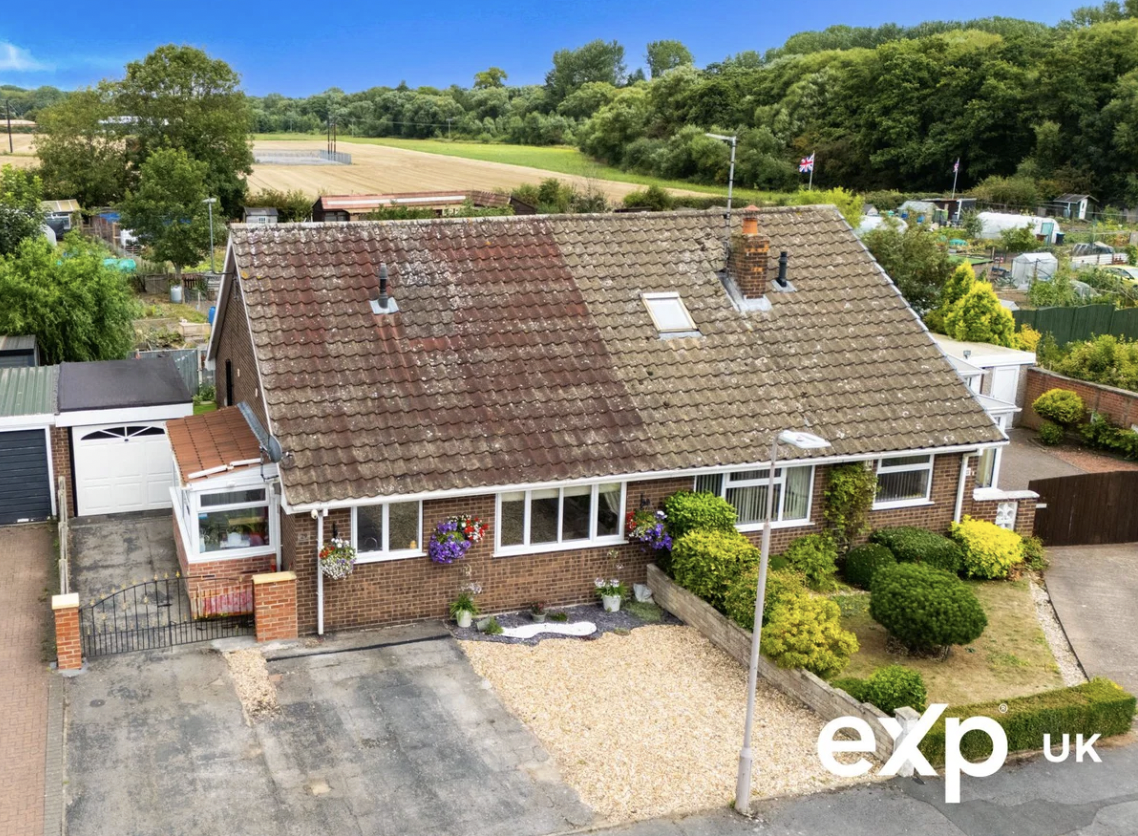 Semi Detached Bungalow in Mansfield