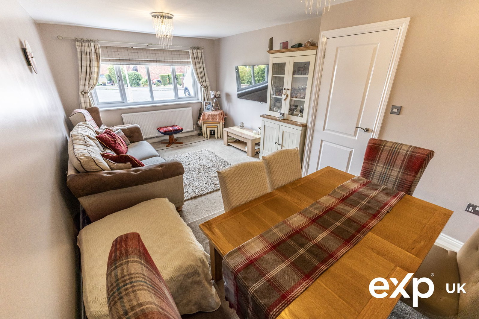 Semi Detached Bungalow in Mansfield
