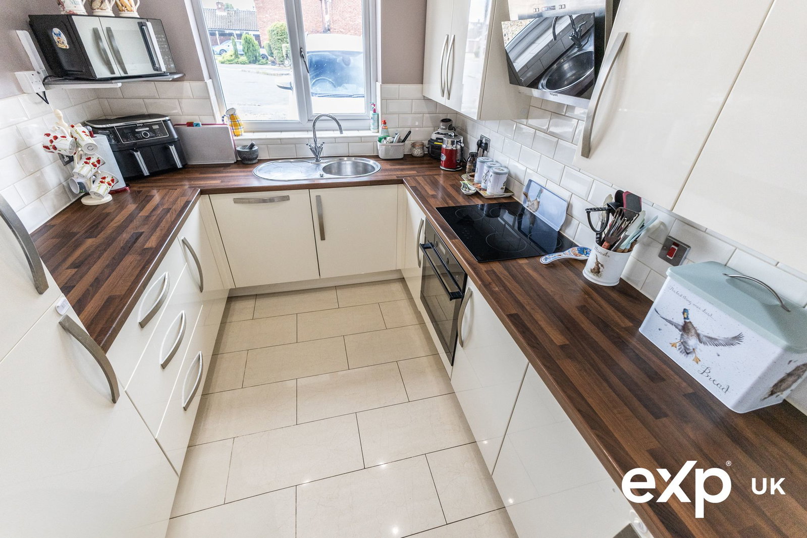Semi Detached Bungalow in Mansfield