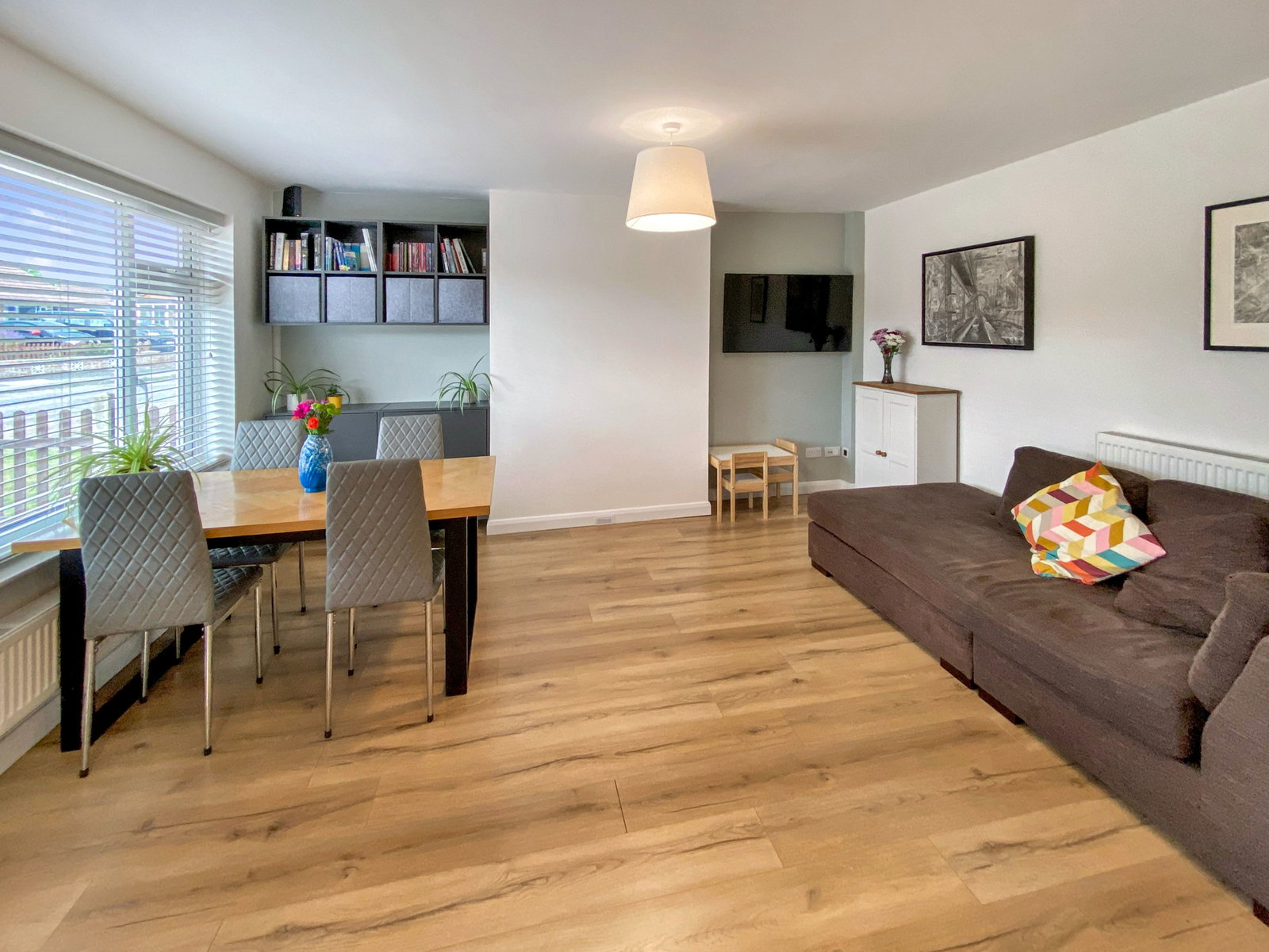Semi Detached House in Ashford