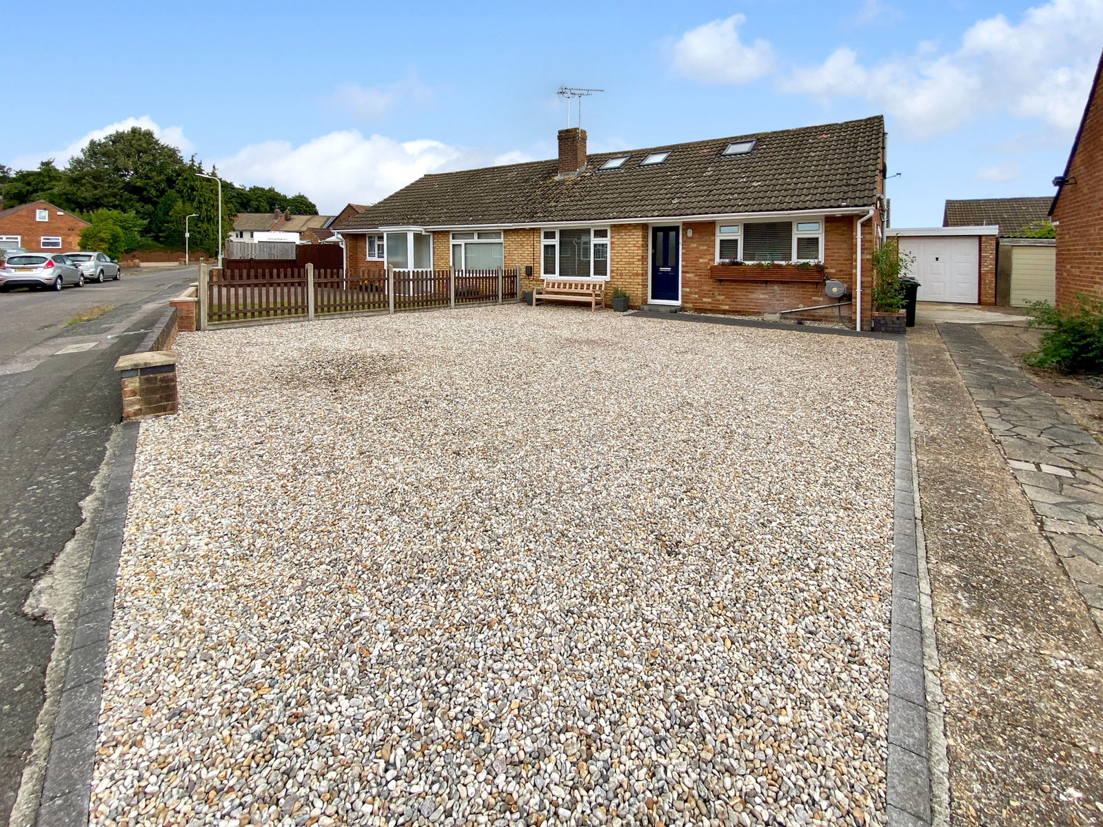 Semi Detached House in Ashford