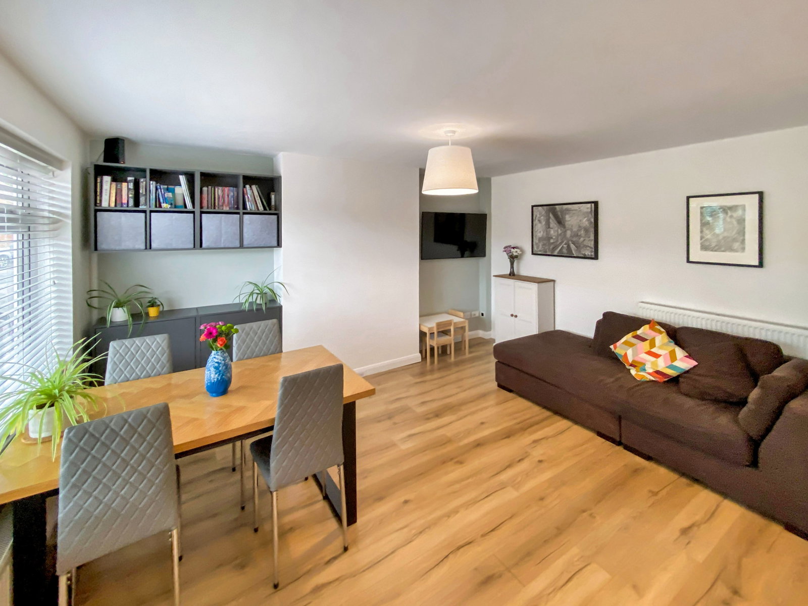 Semi Detached House in Ashford