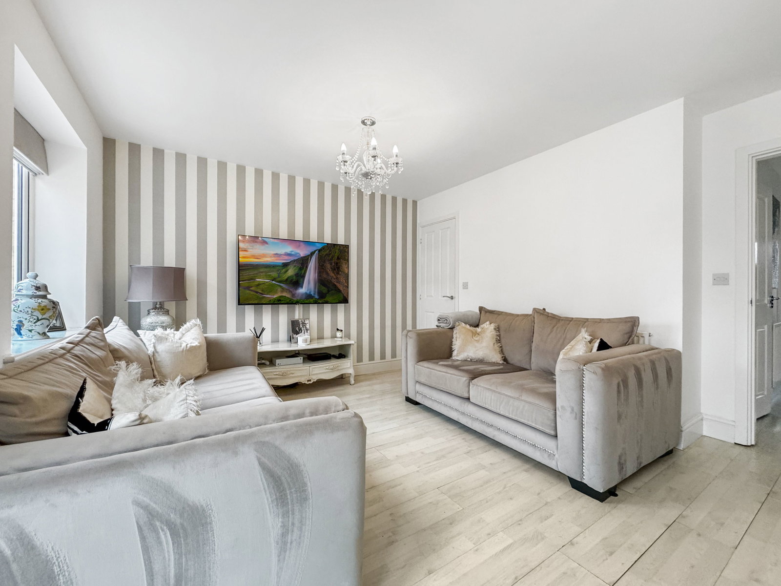 Semi Detached House in Grays