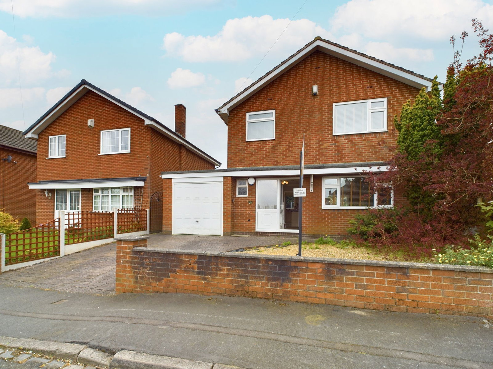 Detached House in Stoke-on-trent